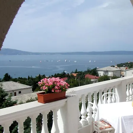Jelena For 2 Persons, 300m From * Novi Vinodolski